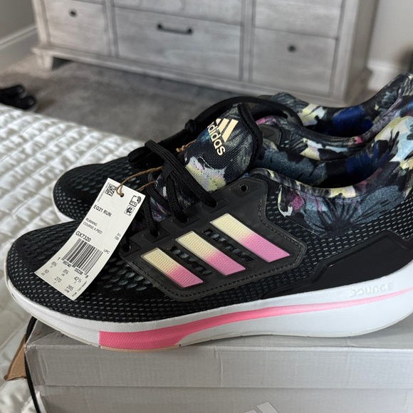 adidas EQ21 Run Women's Athletic Shoes - Black and Pink NWT - Picture 3 of 6